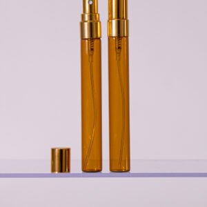 FRASCO DE VIDRO AMBAR 10 ML SPRAY - Tampa ouro