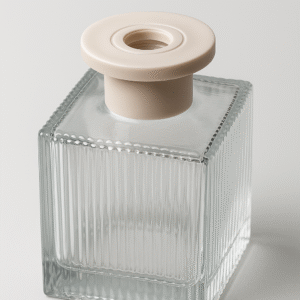 DIFUSOR VIDRO CUBO CANELADO TRANSP.C TAMPA BEGE 200ML