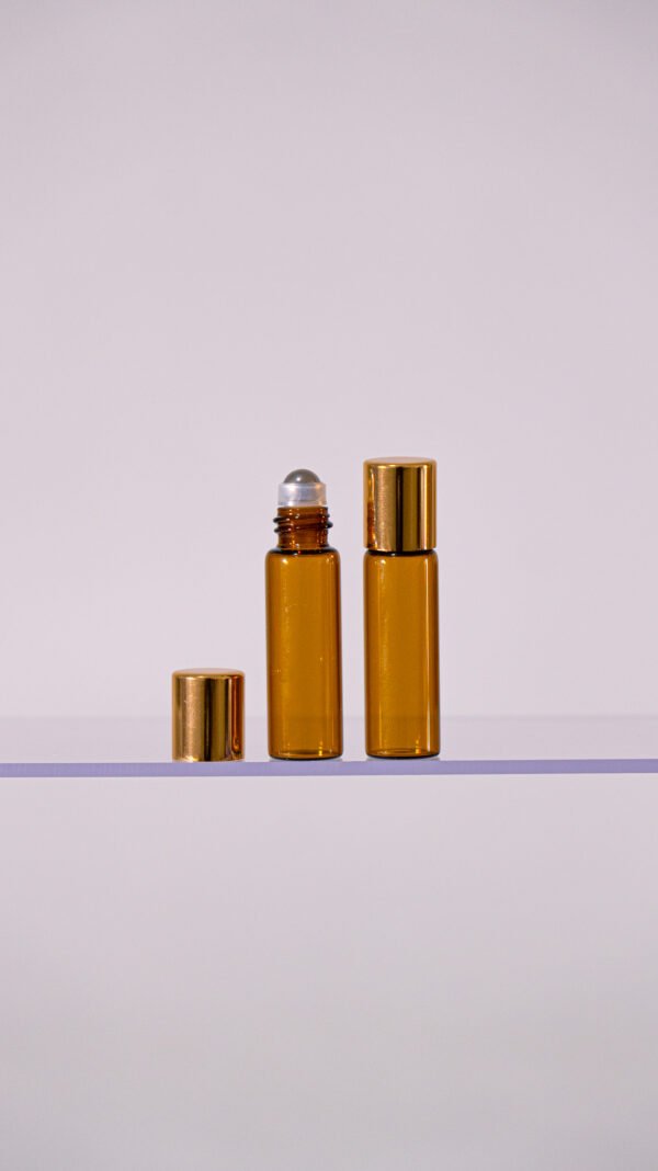 FRASCO DE VIDRO ROLL ON 5 ML AMBAR COM TAMPA OURO
